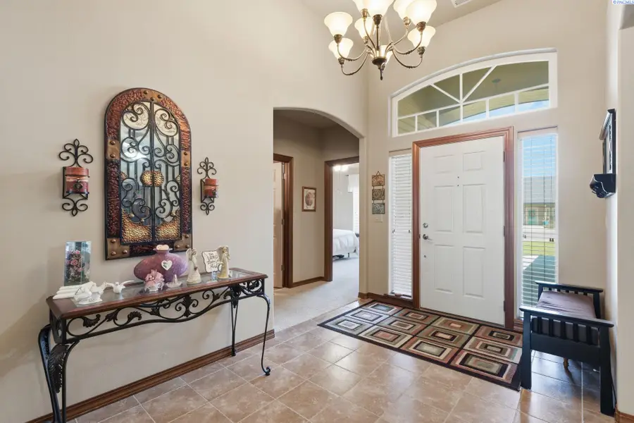 8409 W Bruneau Pl, Kennewick, WA 99336 - #3