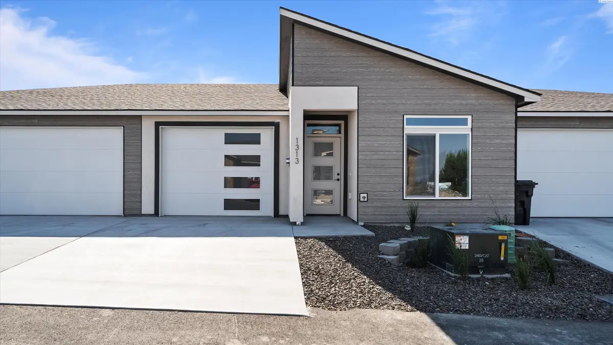 1313 Kalani Ct, West Richland, WA 99353 - #1