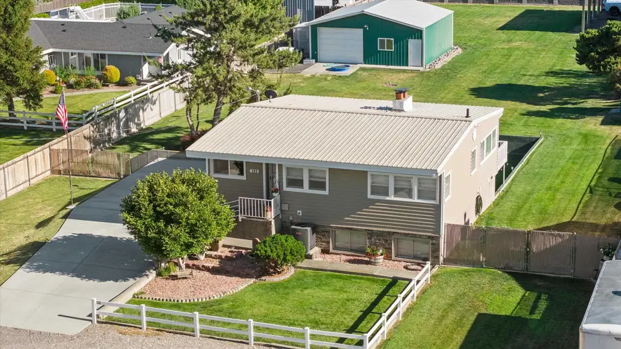111 W 34th Ave., Kennewick, WA 99337 - #2