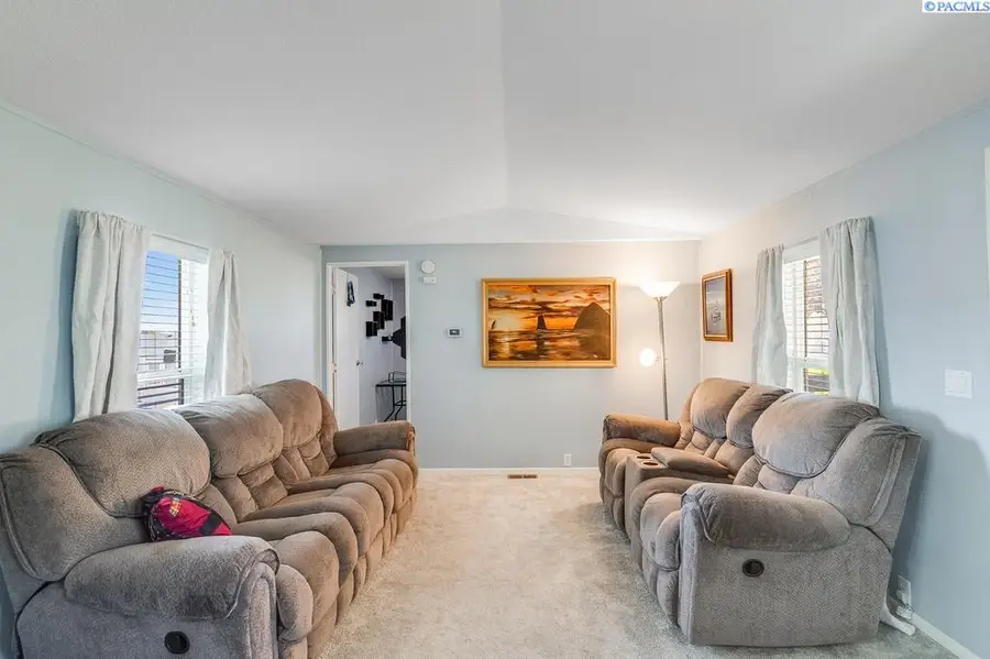 95 Ridgecliff Dr, Richland, WA 99352 - #3
