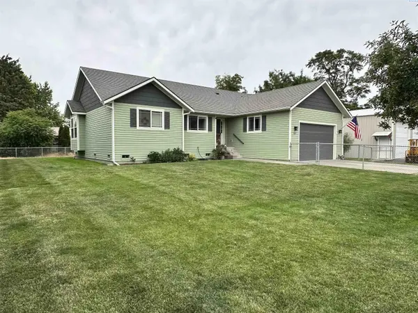 213 West Street, Waitsburg, WA 99361