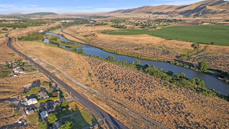 15649 W Old Inland Empire Hwy [lot 11], Benton City, WA 99320 - #3