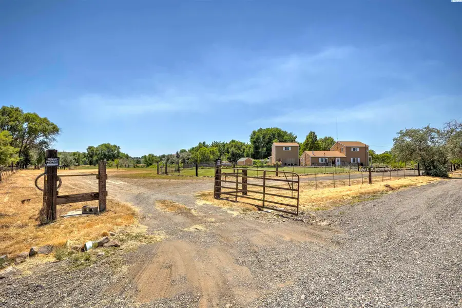 2975 Hyde Road, Richland, WA 99354 - #2