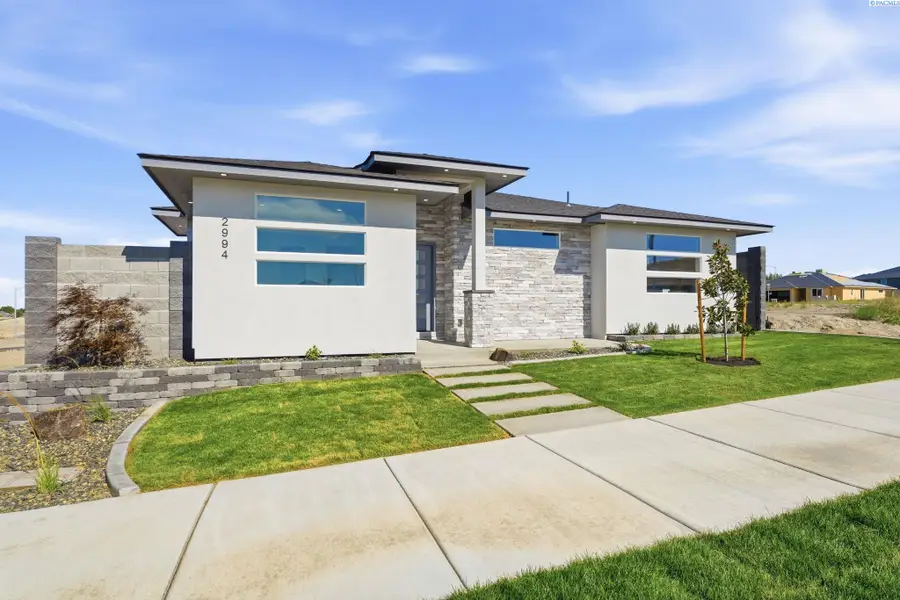 2994 Gage Blvd, Richland, WA 99352 - #2
