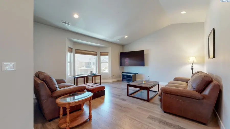 3119 Willow Pointe Drive, Richland, WA 99354 - #2