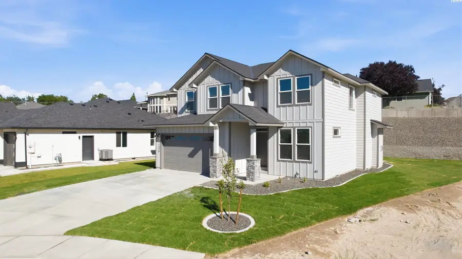 1329 W Ivy Ct, Sunnyside, WA 98944 - #3
