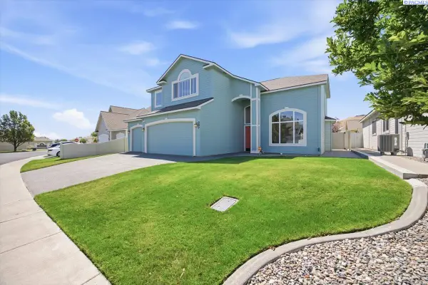 207 Thyme Circle, Richland, WA 99352