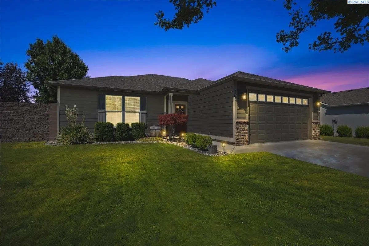 5504 W 20th Avenue, Kennewick, WA 99338 - #1