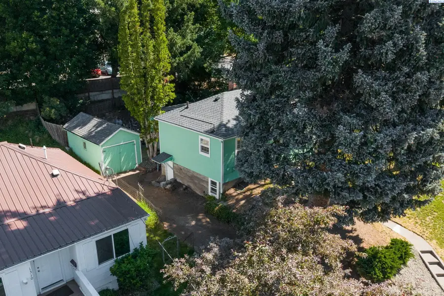 1320 NE Mcgee, Pullman, WA 99163 - #3