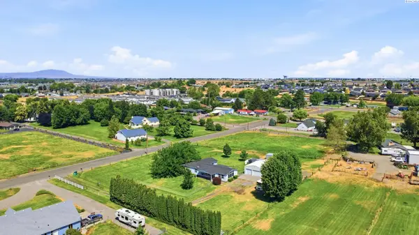 2719 Rd 64, Pasco, WA 99301