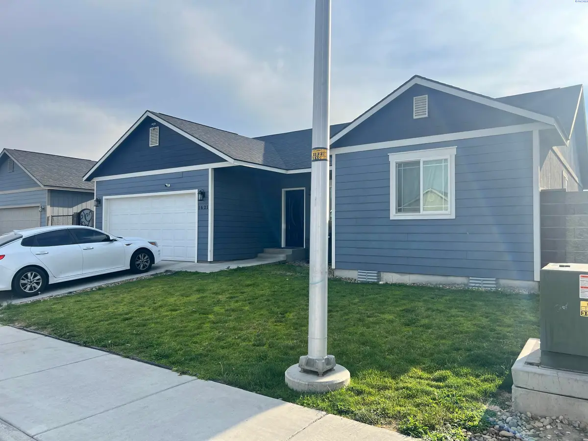 1621 Ayshire St, Sunnyside, WA 98944 - #1