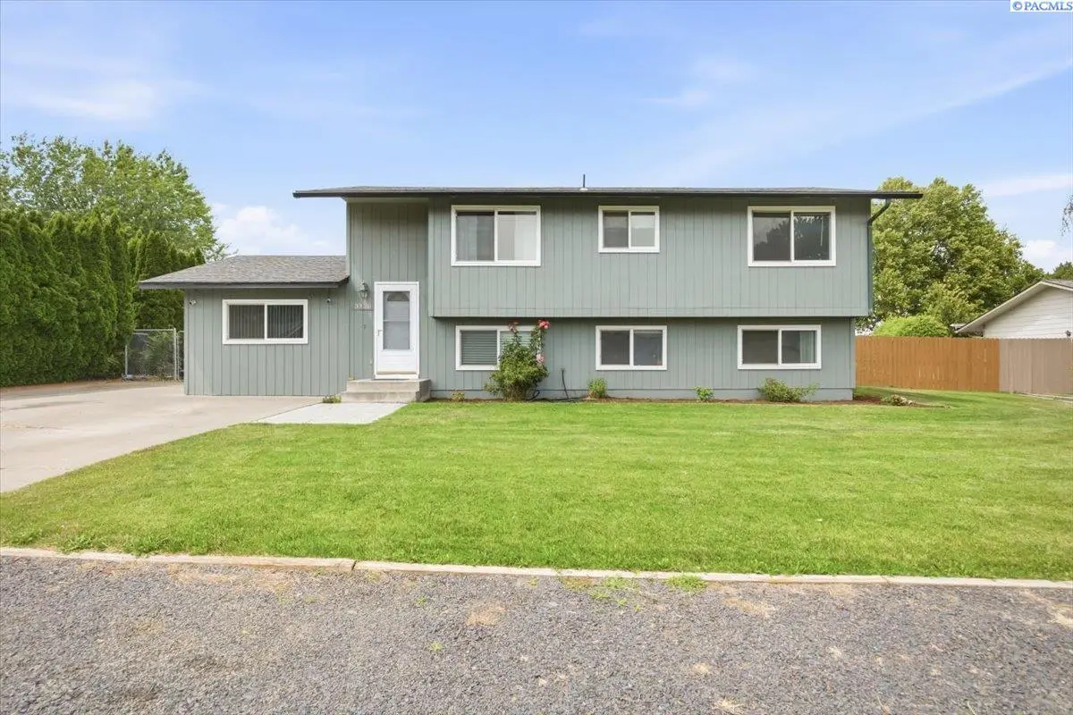 3326 W 23rd Ave, Kennewick, WA 99337 - #1