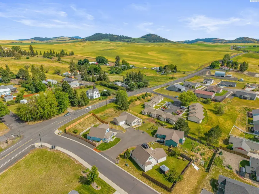 103 W Park St, Palouse, WA 99161 - #3