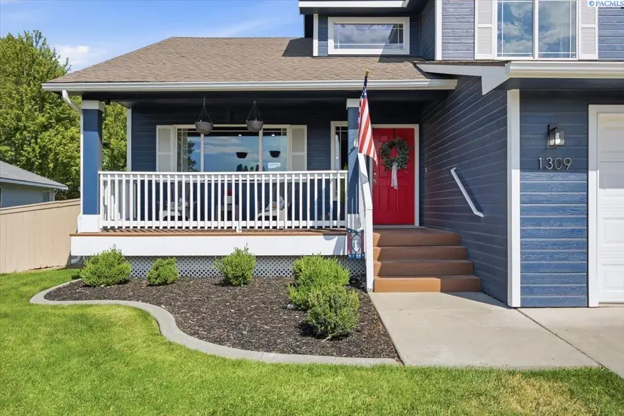 1309 S Irving Pl, Kennewick, WA 99338 - #2