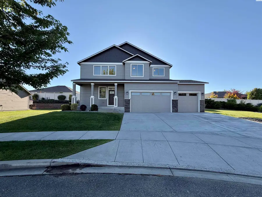 3044 S Fillmore Pl, Kennewick, WA 99338 - #2