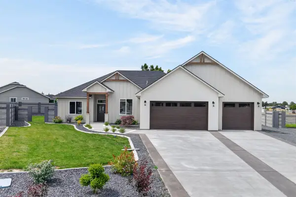 7713 Allison Ct, Pasco, WA 99301
