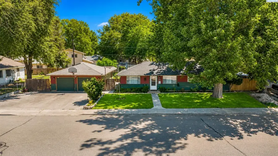1305 S Everett St, Kennewick, WA 99337 - #3