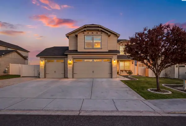 8214 Cassiar Drive, Pasco, WA 99301