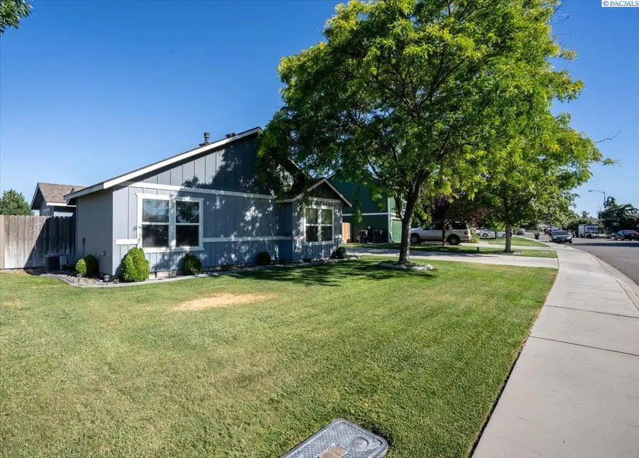 5721 Coppercap Mountain Lane, Pasco, WA 99301 - #3