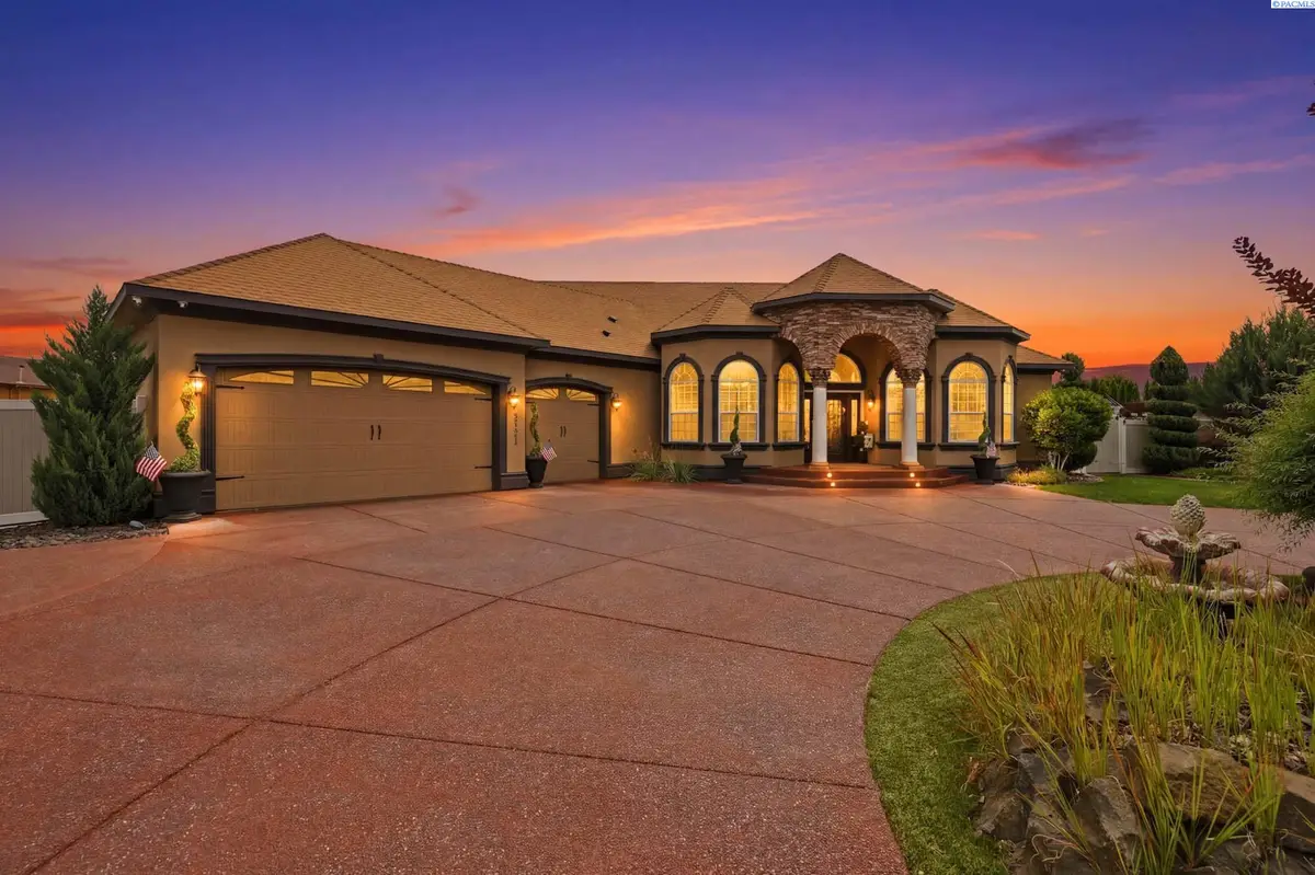 3121 Tuscany Dr, Pasco, WA 99301 - #1