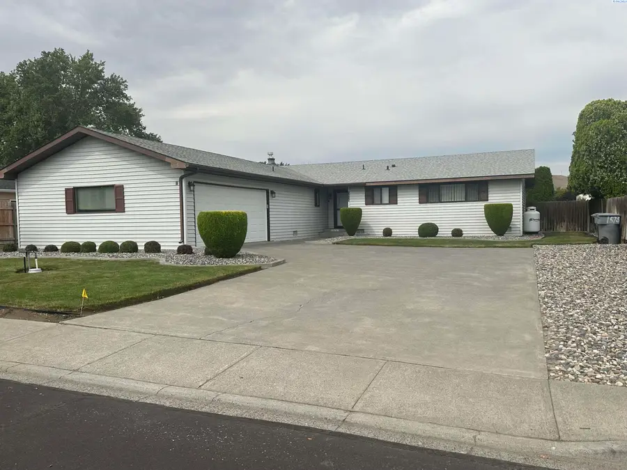 1575 Cimarron Ave., Richland, WA 99352 - #2