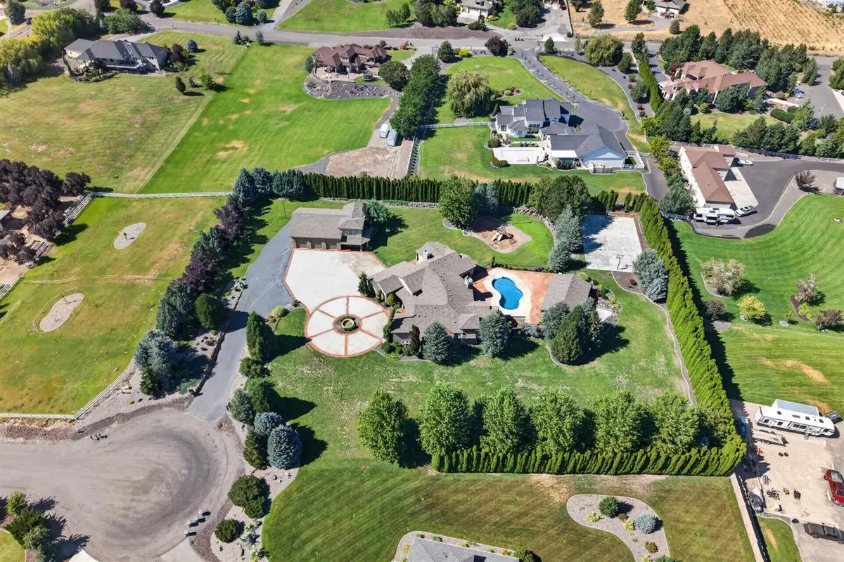 93006 E Chelsea Rd, Kennewick, WA 99338 - #1