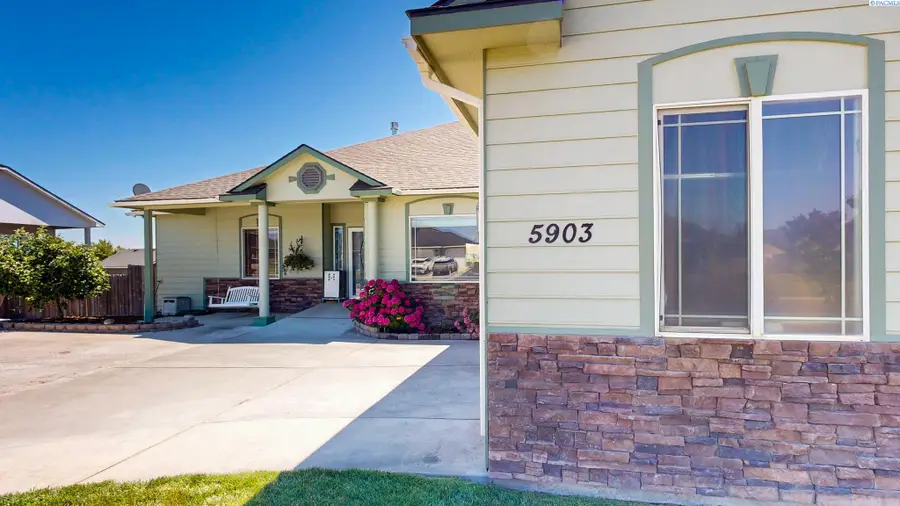 5903 Kilawea Drive, West Richland, WA 99353 - #3