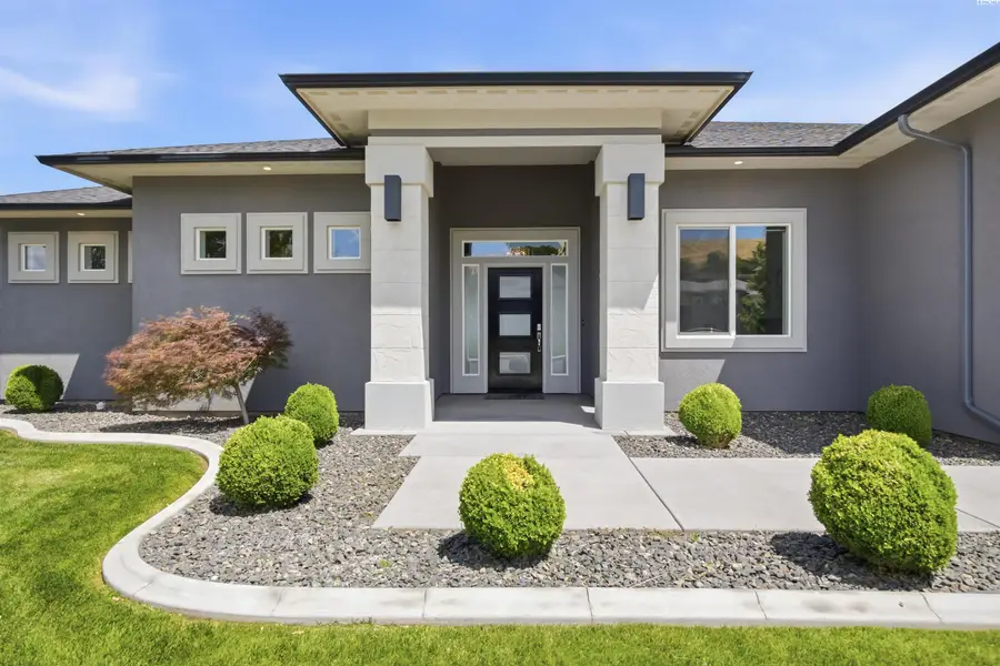 5483 S Kent St, Kennewick, WA 99337 - #3