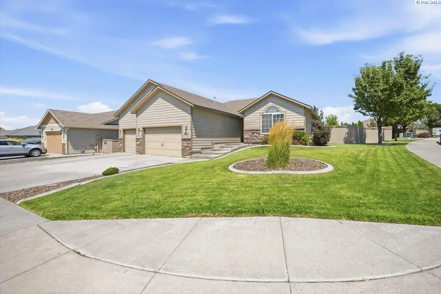 5800 W 19th, Kennewick, WA 99338 - #3