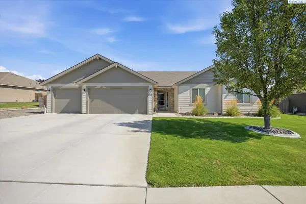 5005 Pinehurst Dr., Pasco, WA 99301
