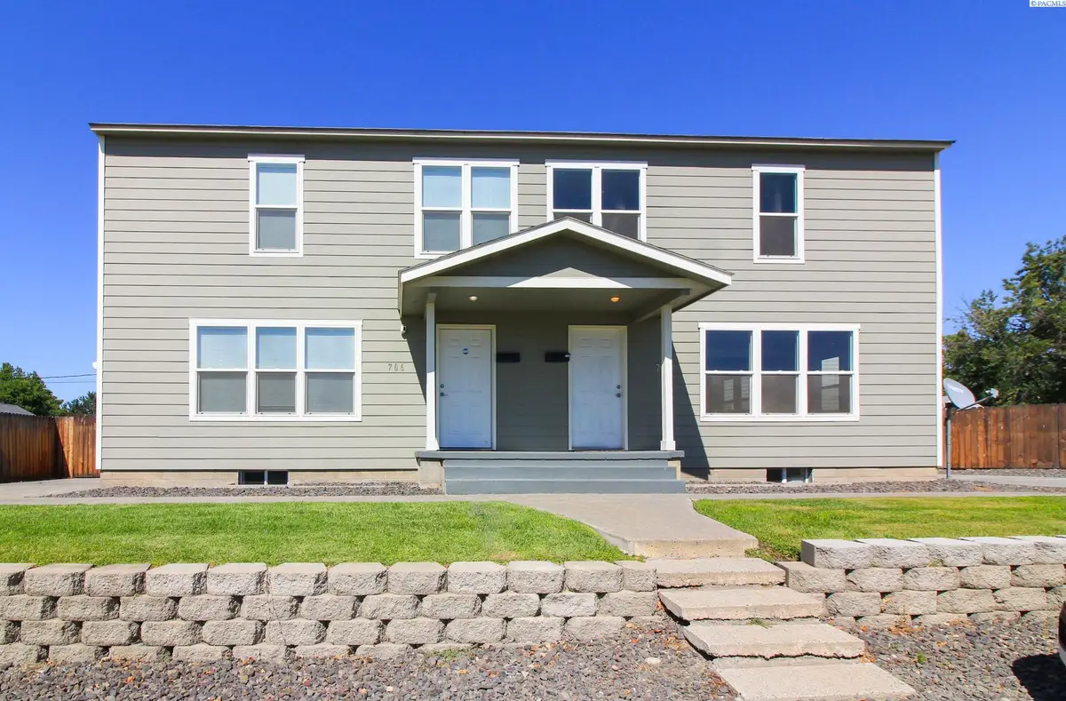 706 Benham, Richland, WA 99352 - #1