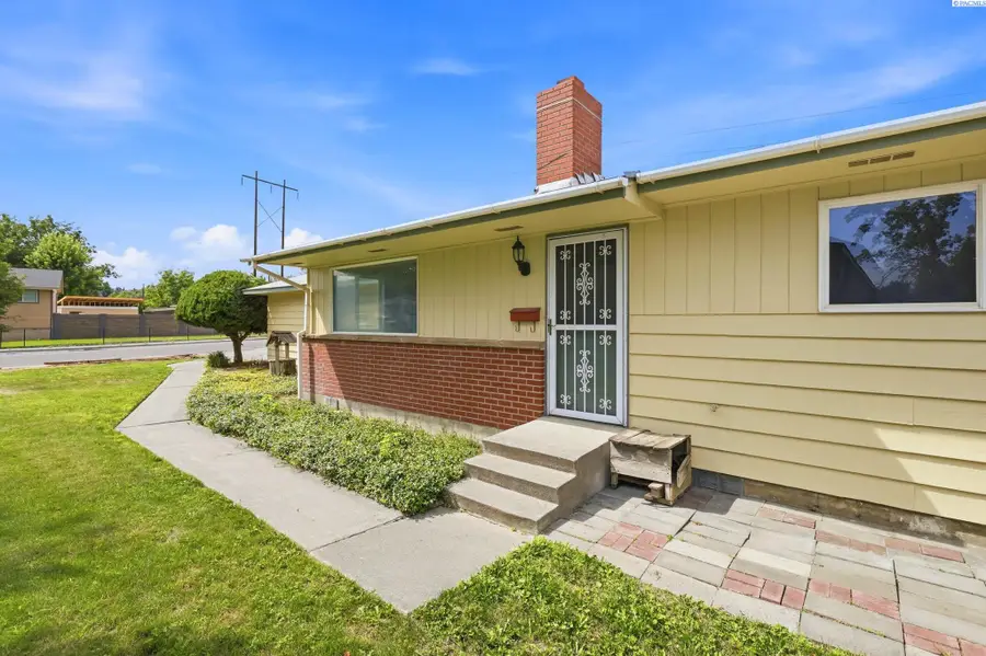 2015 S Dayton, Kennewick, WA 99337 - #2