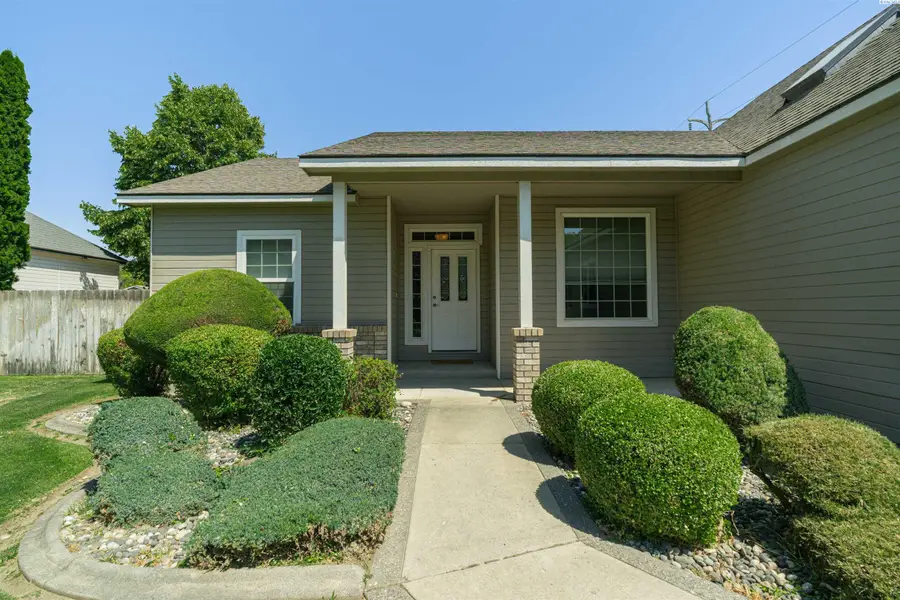 3003 Road 70 Place, Pasco, WA 99301 - #2