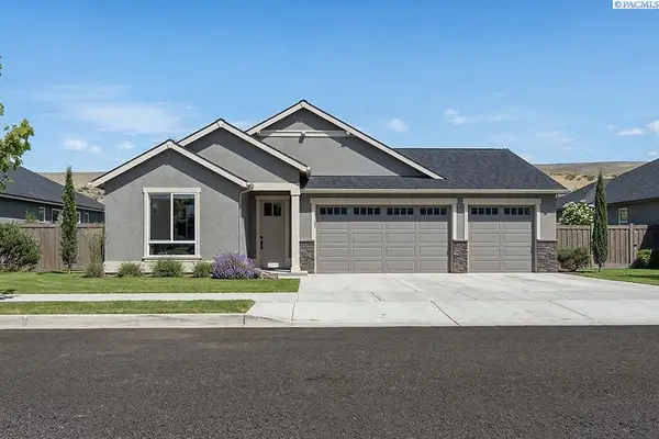12114 Buckingham Dr., Pasco, WA 99301