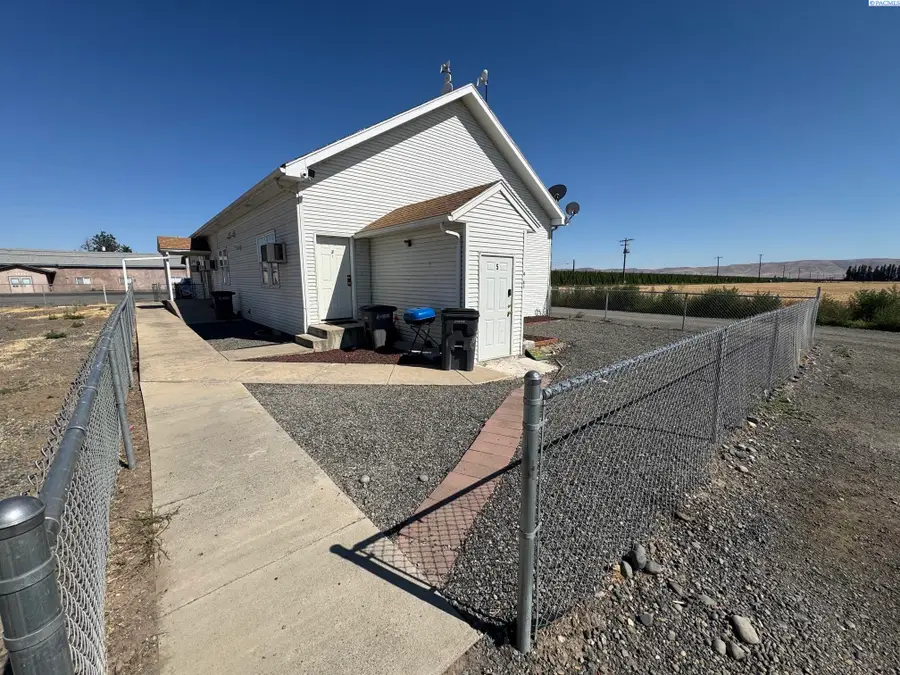 4140 Harrah Rd, Harrah, WA 98933 - #2
