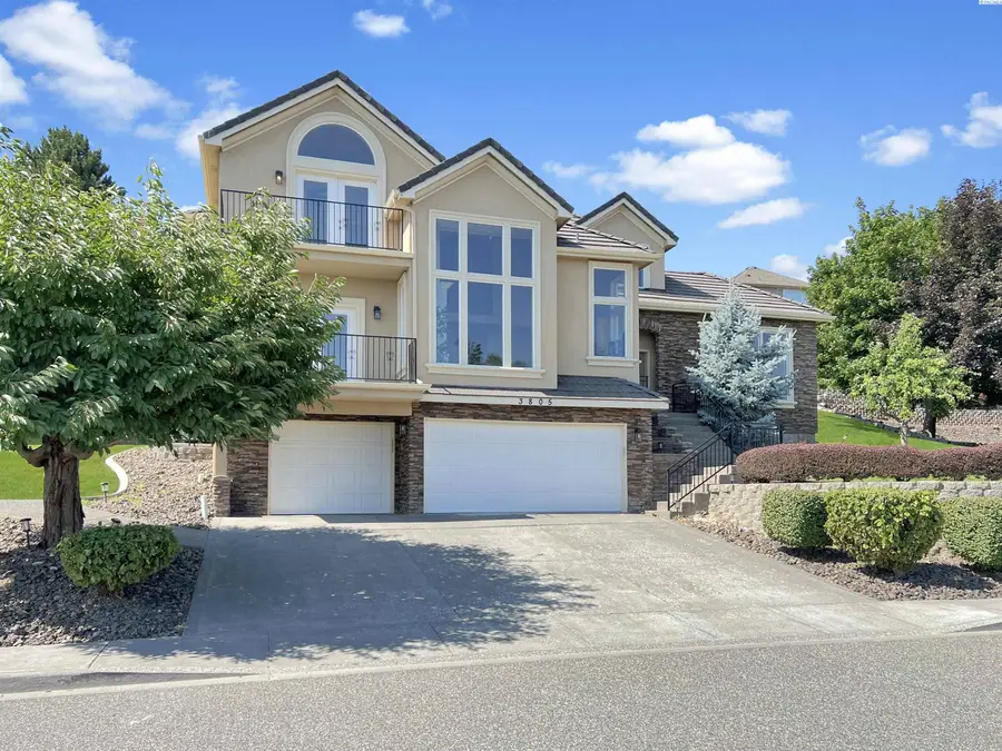 3805 W 42nd Ave, Kennewick, WA 99337 - #2