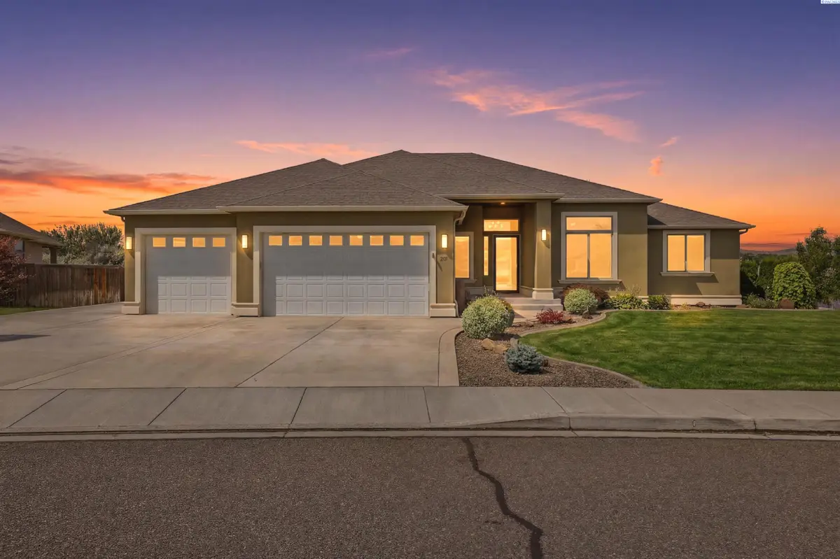 751 Meadows Dr. S., Richland, WA 99352 - #1