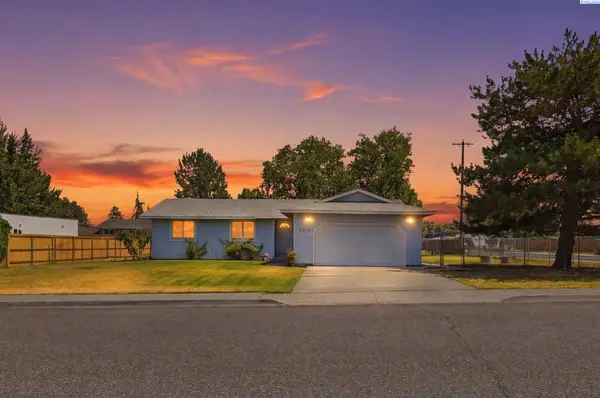 327 S Buchanan Ct, Kennewick, WA 99336