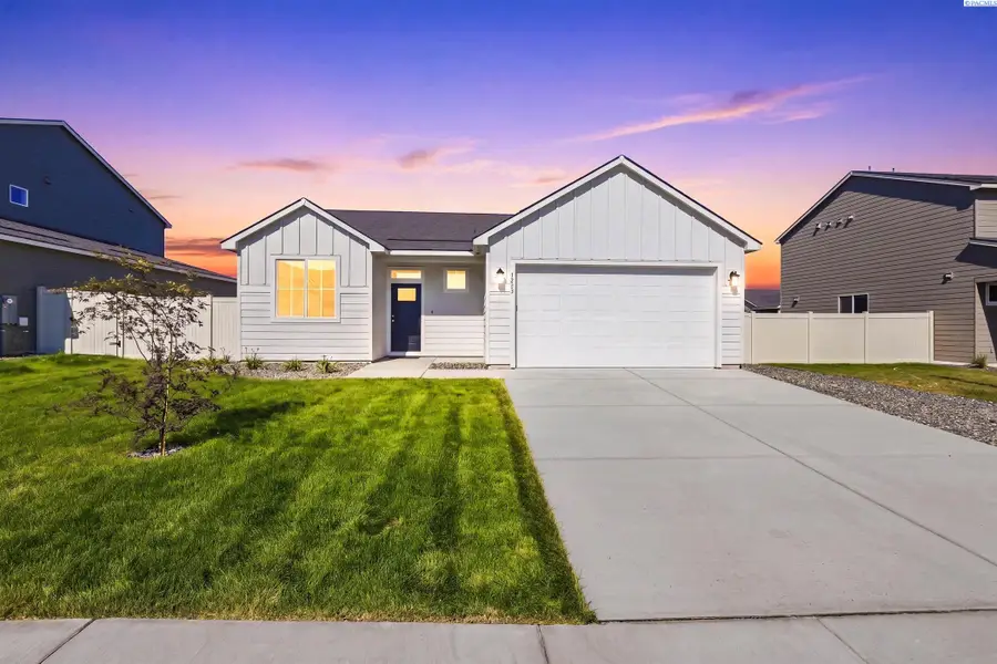 1209 17th St, Benton City, WA 99320 - #2