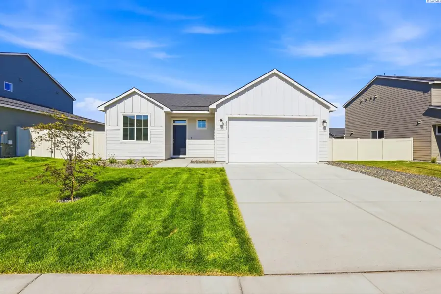 1209 17th St, Benton City, WA 99320 - #3