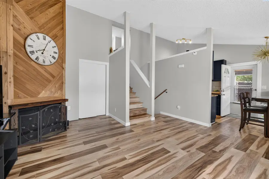 717 S Fir St, Kennewick, WA 99336 - #2