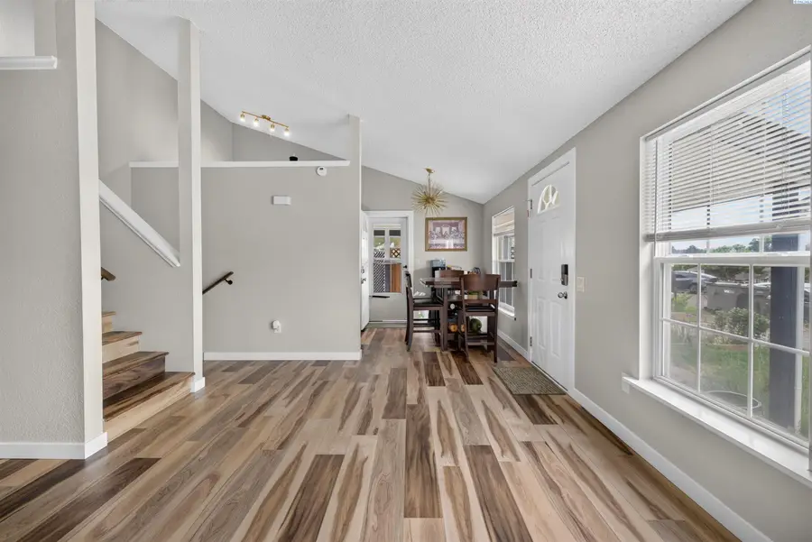 717 S Fir St, Kennewick, WA 99336 - #3