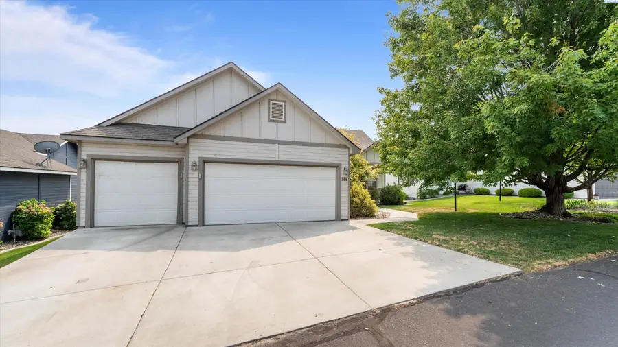 146 Henley Dr, Pasco, WA 99301 - #2