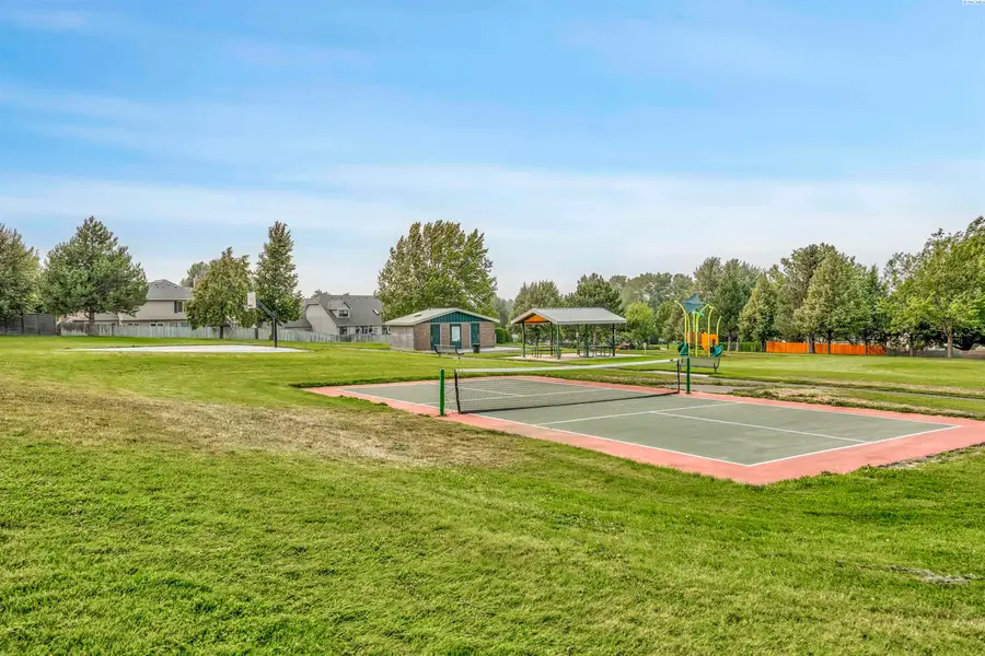 4202 S Irby Loop, Kennewick, WA 99337 - #2