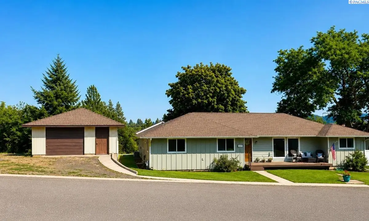 320 N F Street, Palouse, WA 99161 - #1