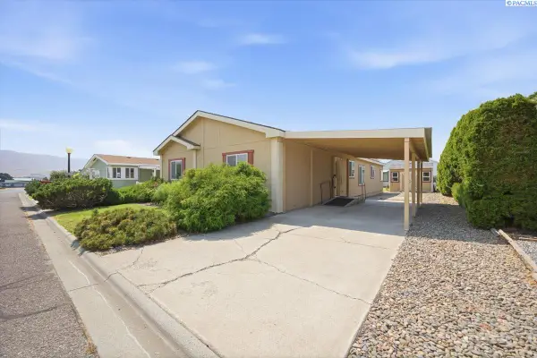 355 Oie Hwy #55 #55, Prosser, WA 99350
