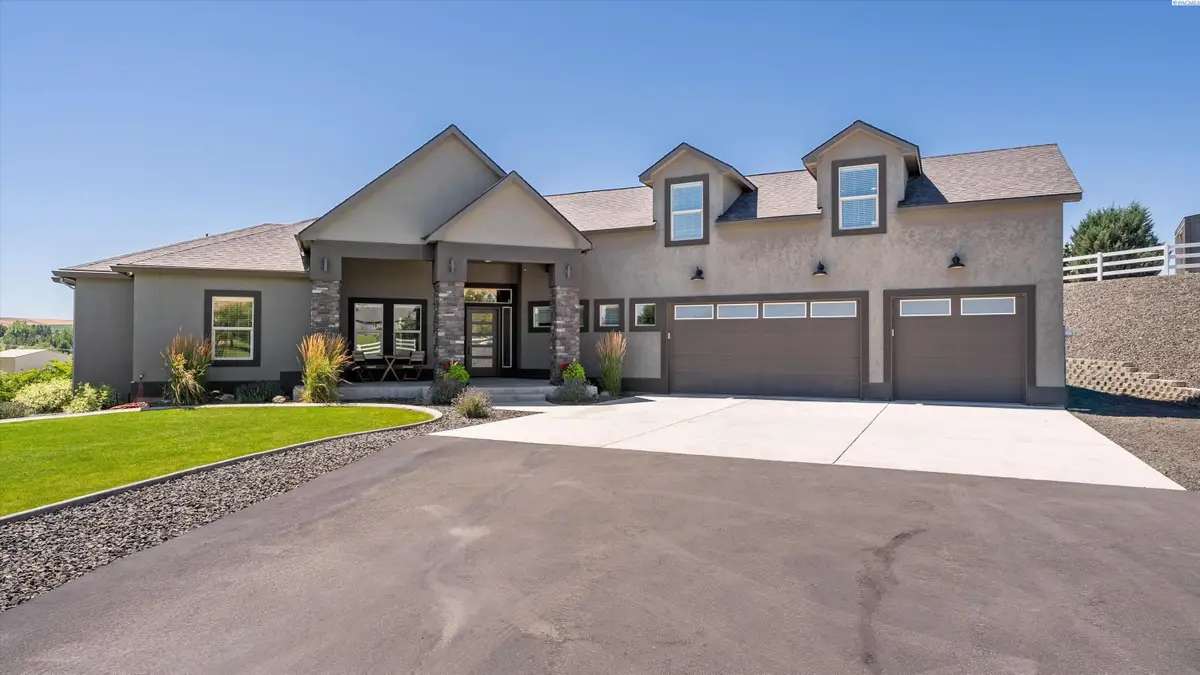 1506 N Bermuda Rd, Kennewick, WA 99338 - #1