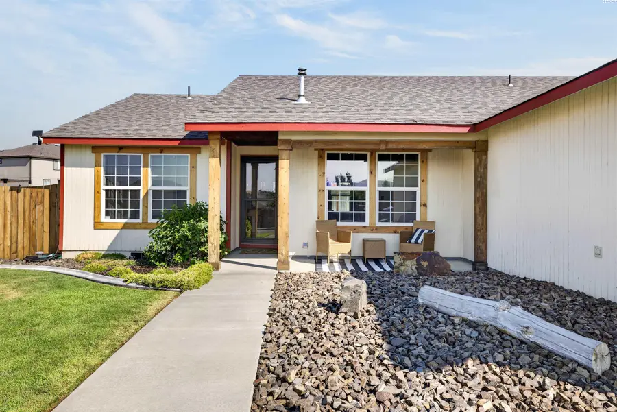 5210 Canter St, West Richland, WA 99353 - #3
