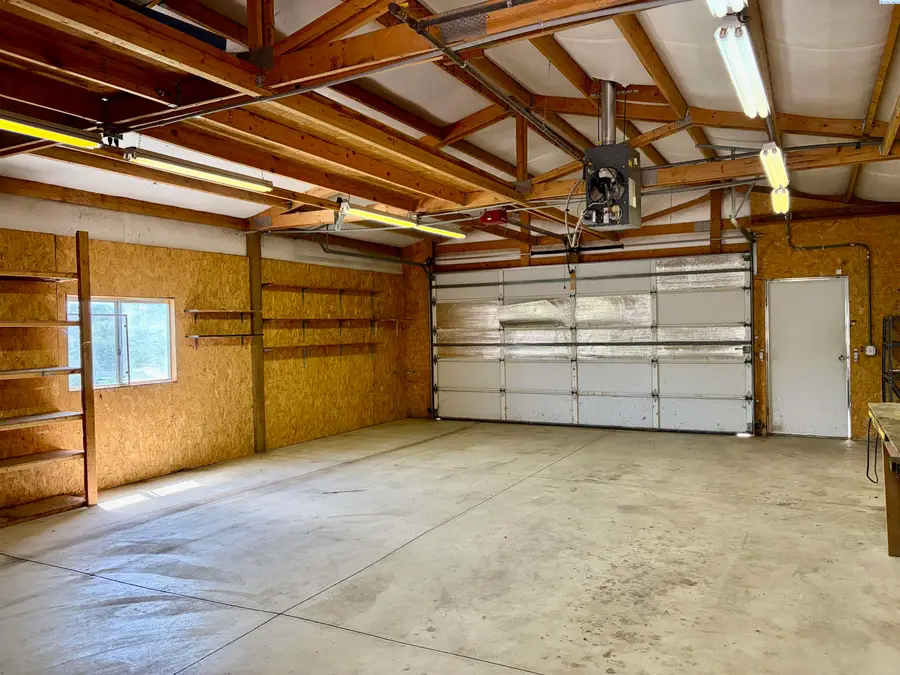 702 W 1st St, Albion, WA 99102-0000 - #2