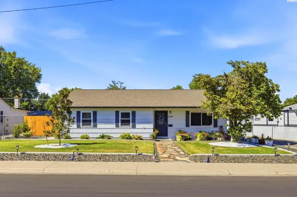 2006 Tinkle St, Richland, WA 99354